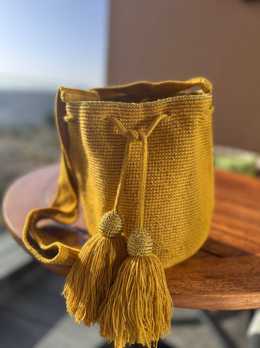 Medium Solid Mustard