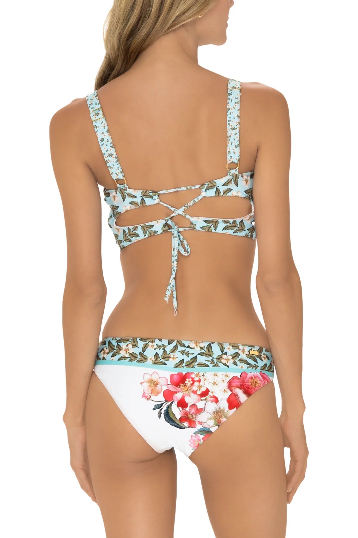 Bikini Blume